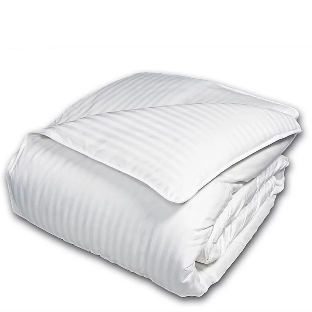 Queen Size The Seasons Collection Comforter/Duvet
